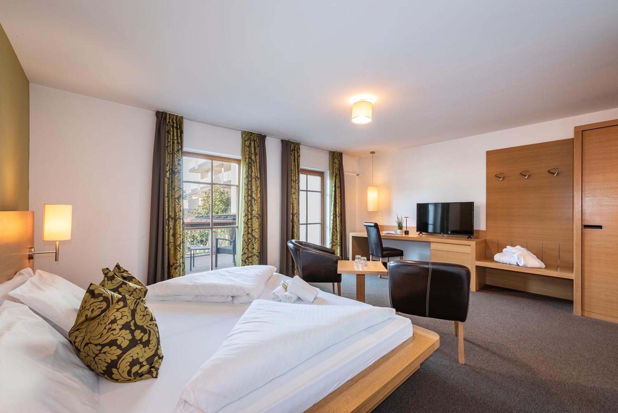 Hotel Langhof Natz-Schabs Kültér fotó