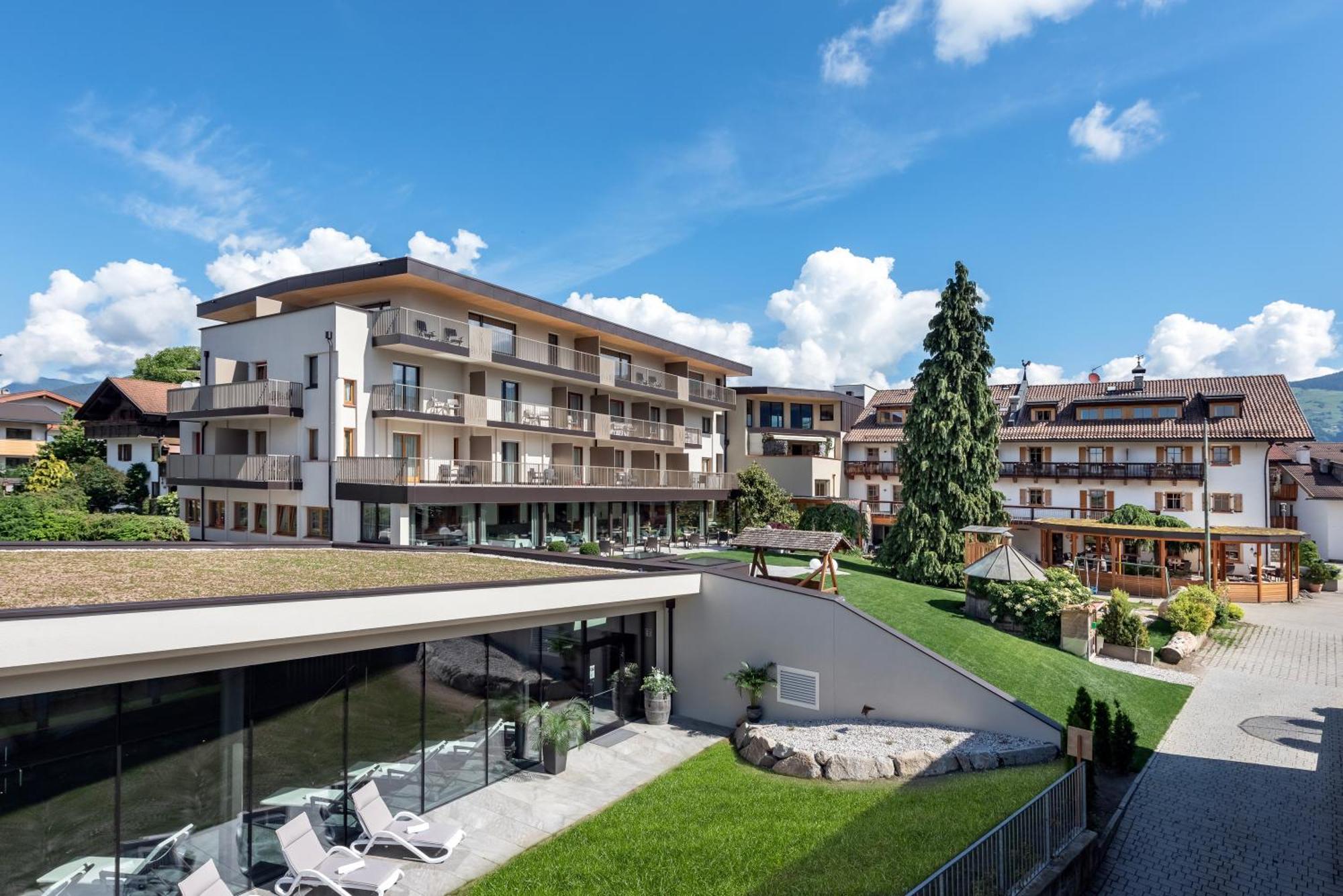 Hotel Langhof Natz-Schabs Kültér fotó